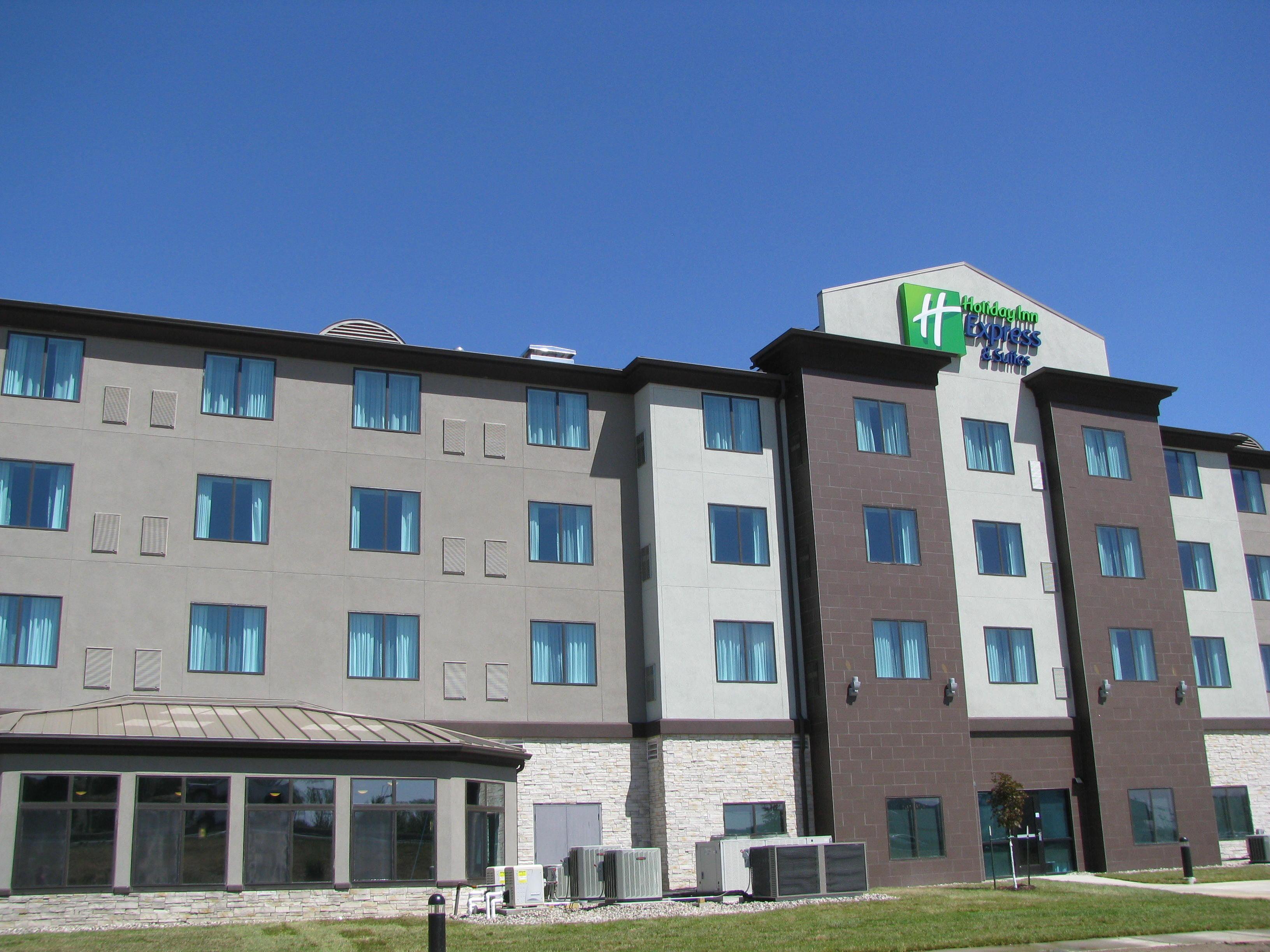Holiday Inn Express & Suites Kansas City Airport By Ihg Kültér fotó