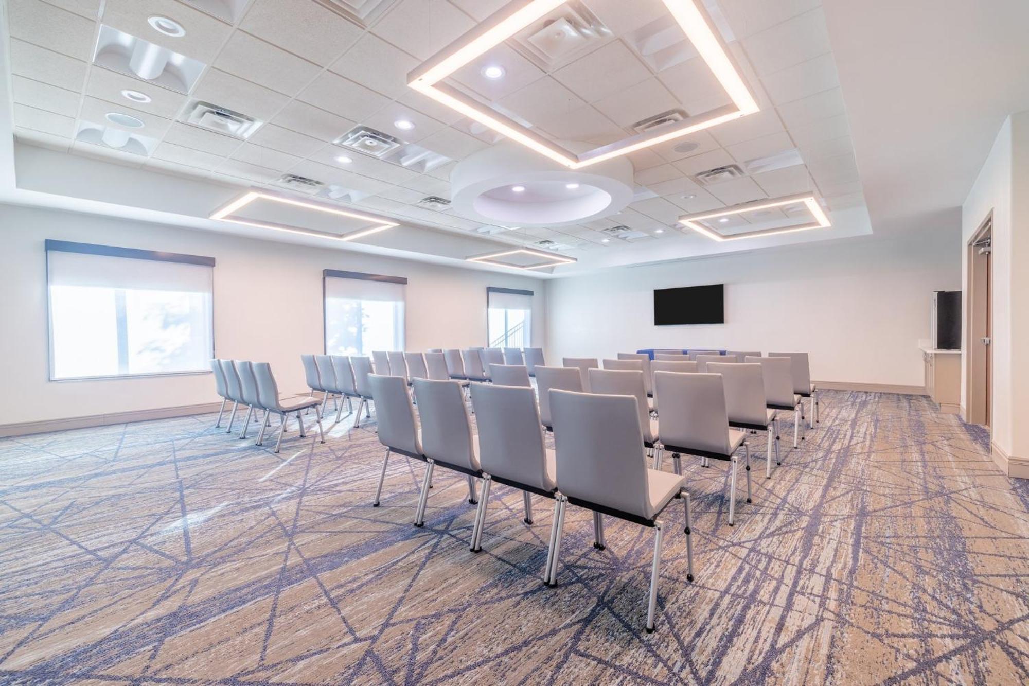 Holiday Inn Express & Suites Kansas City Airport By Ihg Kültér fotó