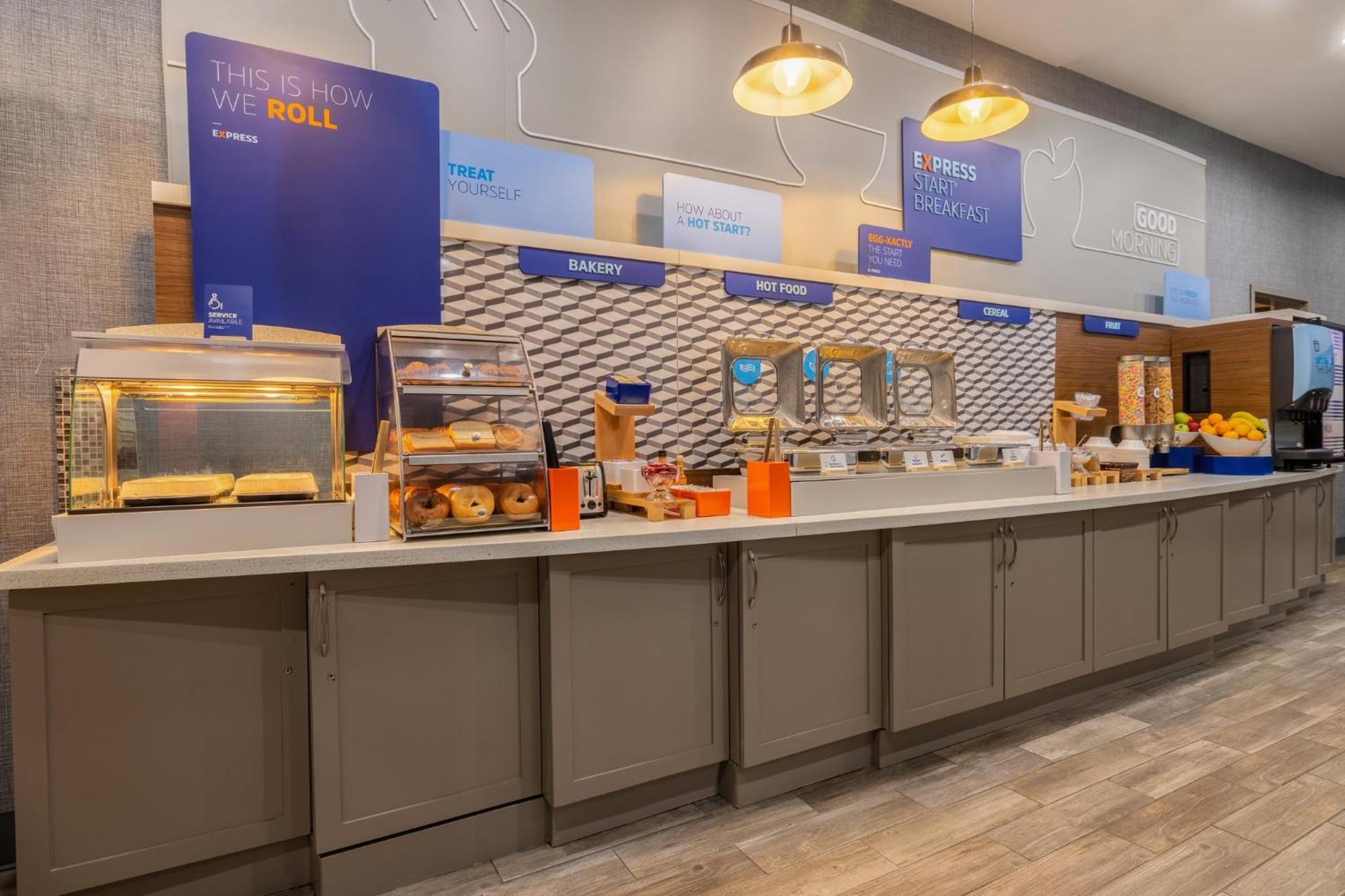 Holiday Inn Express & Suites Kansas City Airport By Ihg Kültér fotó