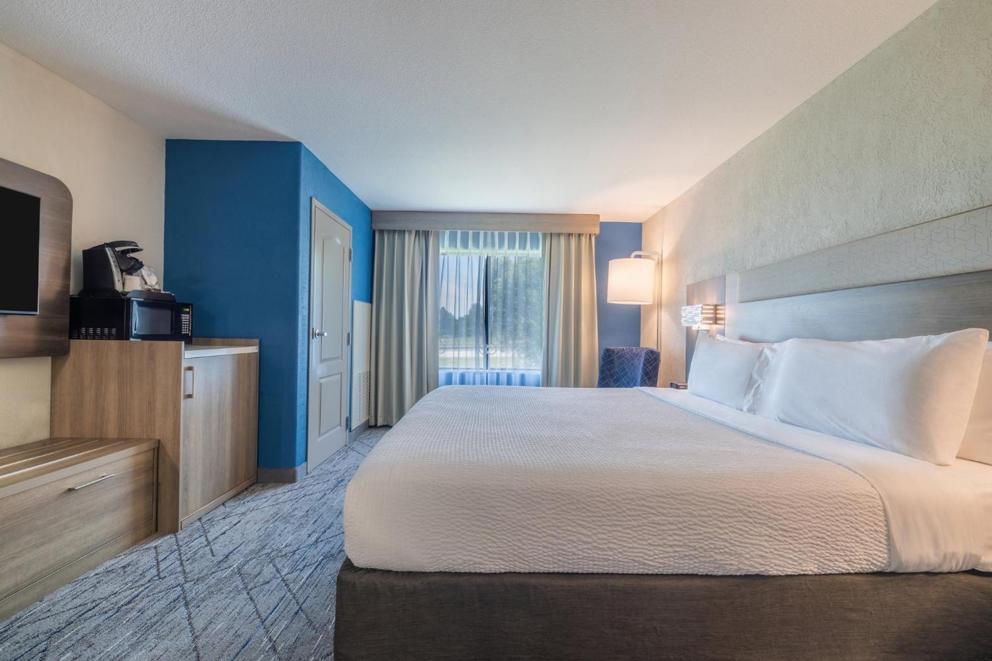 Holiday Inn Express & Suites Kansas City Airport By Ihg Kültér fotó
