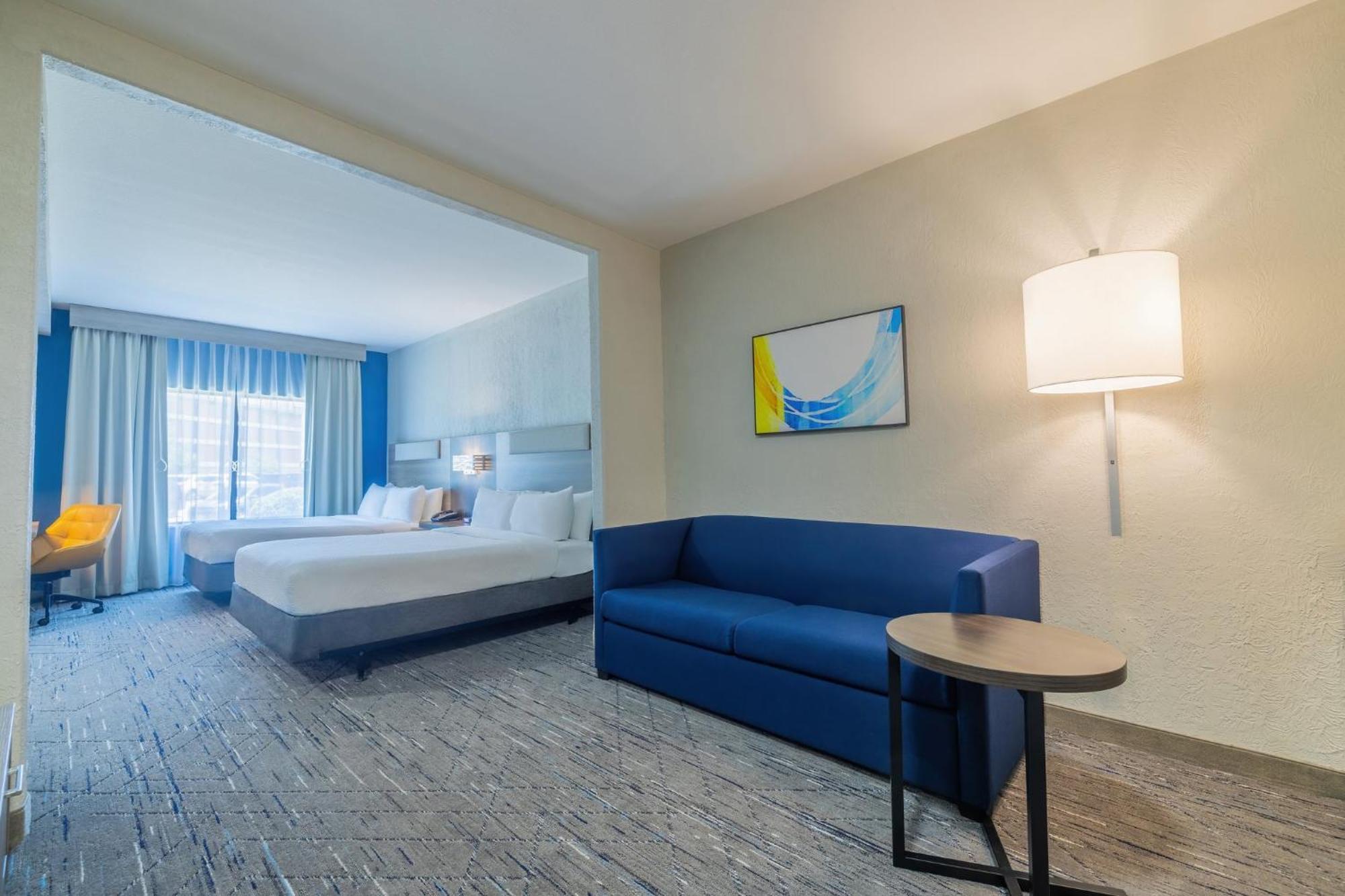 Holiday Inn Express & Suites Kansas City Airport By Ihg Kültér fotó