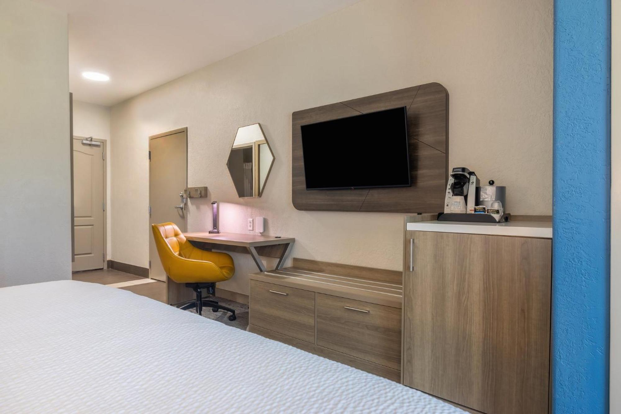 Holiday Inn Express & Suites Kansas City Airport By Ihg Kültér fotó